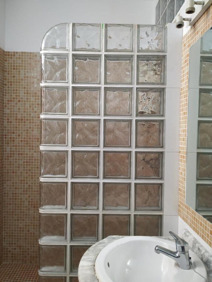 Bonito Apartamento Con Encanto En Casco Antiguo Ron 7 Valenciayole Apartment Exterior foto